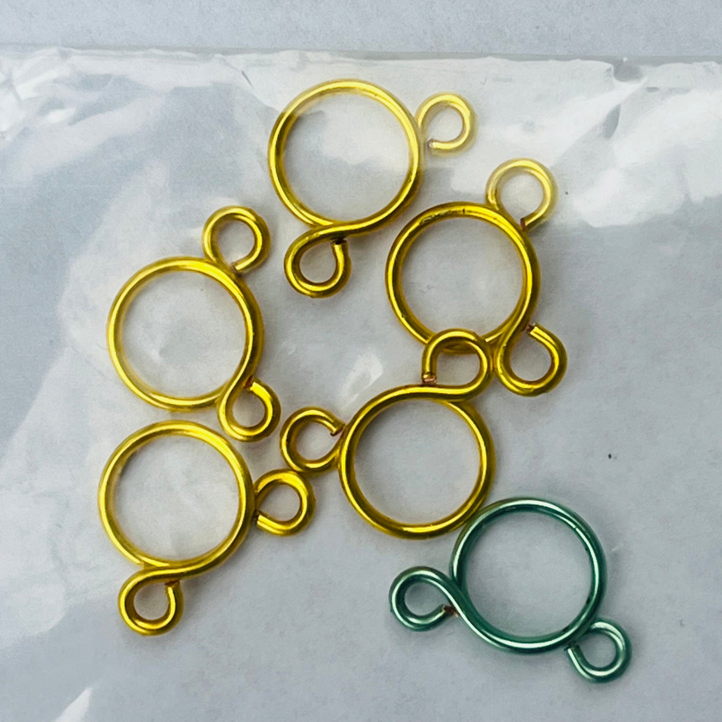 Small Stitch Markers